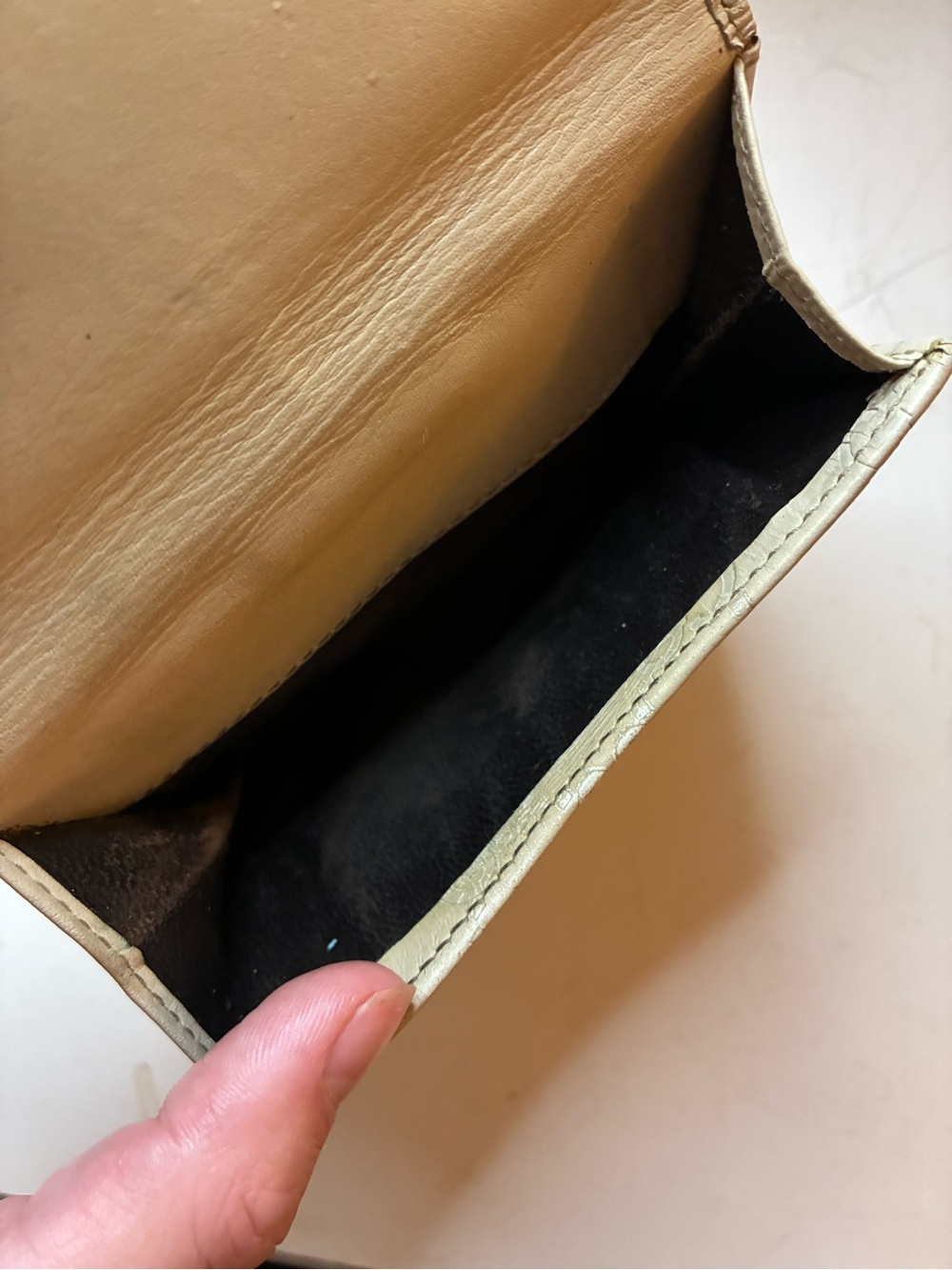 Vintage Gucci GG Monogram Fold Over Wallet - Picture 11 of 15